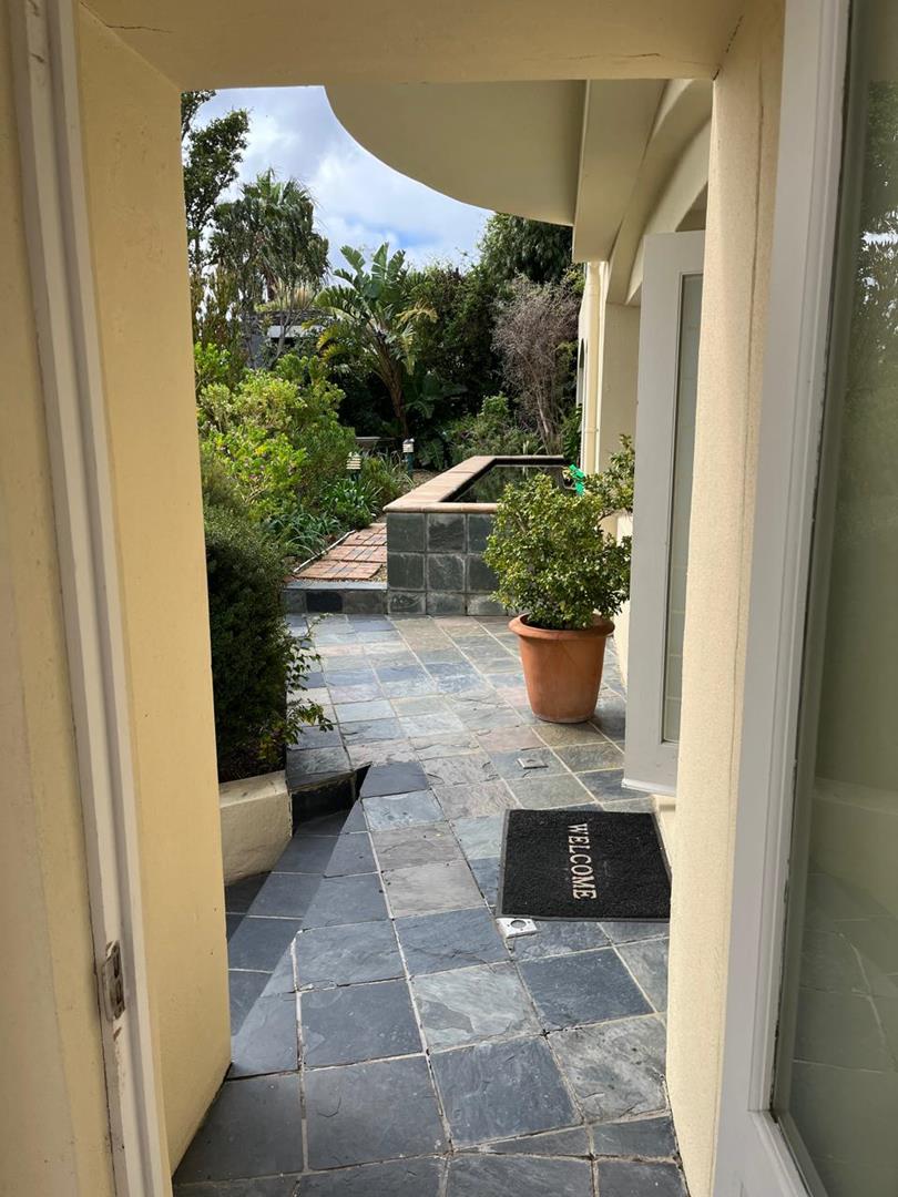 To Let 1 Bedroom Property for Rent in Higgovale Western Cape